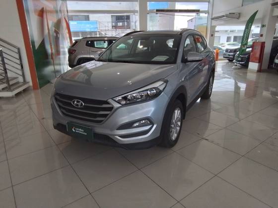 HYUNDAI TUCSON 1.6 16V T-GDI GASOLINA GLS ECOSHIFT HYUNDAI TUCSON 1.6 16V T-GDI GASOLINA GLS ECOSHIFT